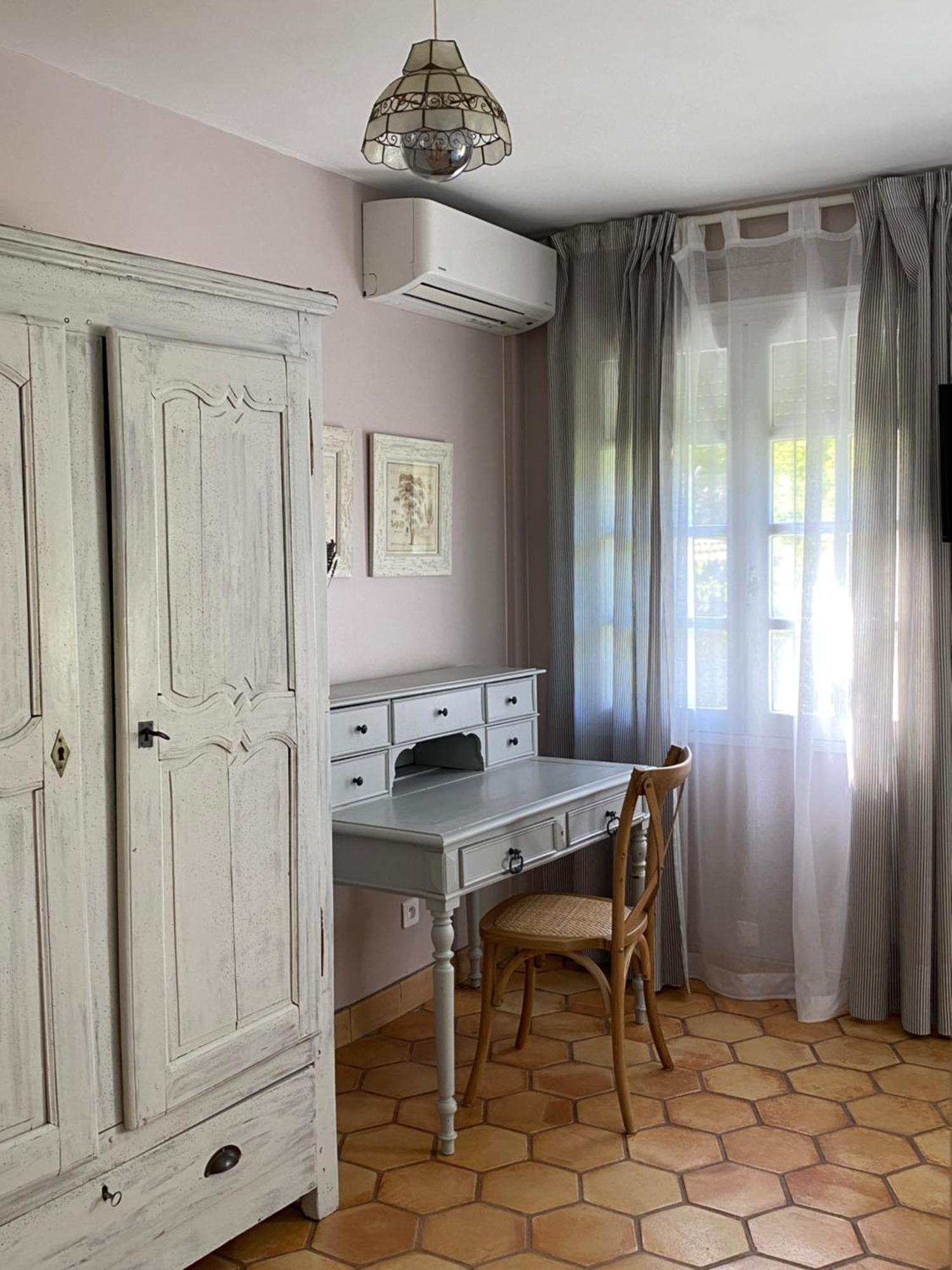Hotel La Roca Flora à Le Plan-de-la-Tour Extérieur photo